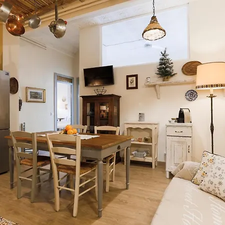 Live In Chianti By Concept Flats Appartement Valence